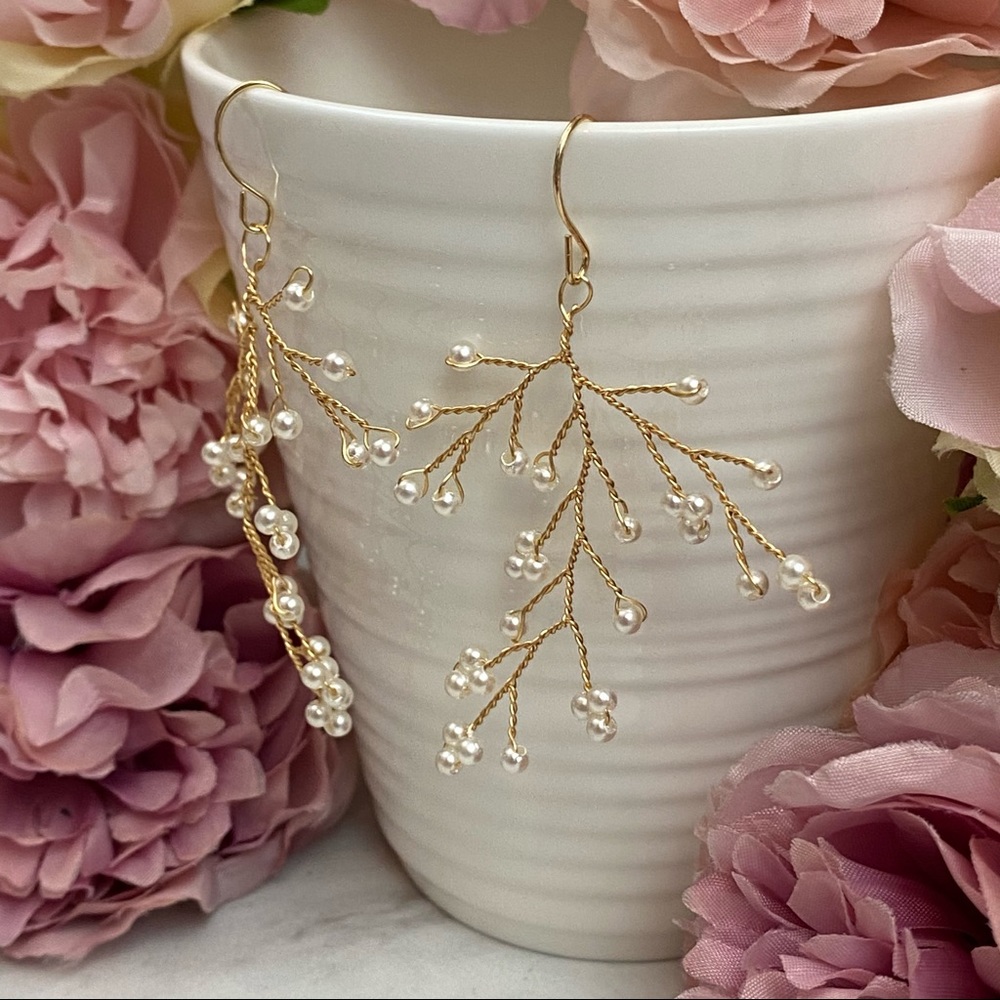 Delicate Gold and Pearl Bridal Dangle Earrings - Picture 9 of 16